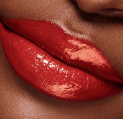 pure color illuminating 919 fantastical lipstick